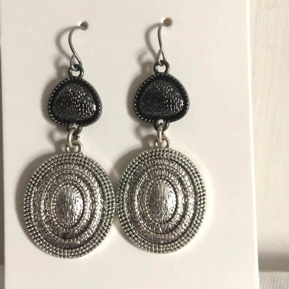 Textured Silver Gunmetal Oval Round Dangle Pierced Earrings - Picture 1 of 5